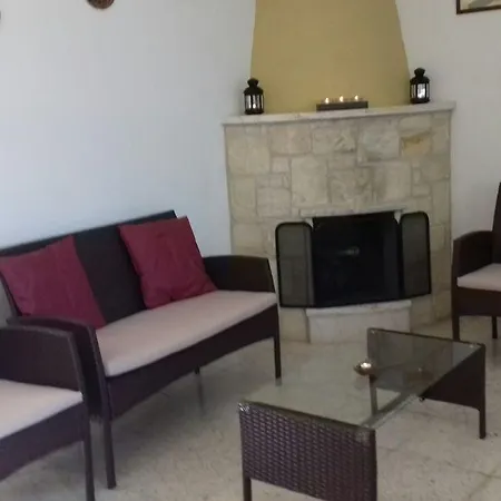 Yiangos House