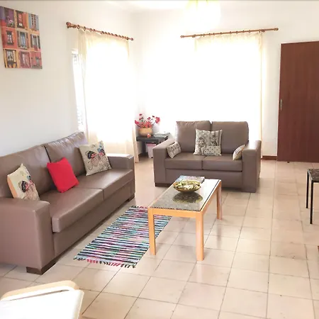 Villa Yiangos House *
