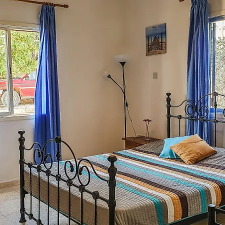 Yiangos House Villa *