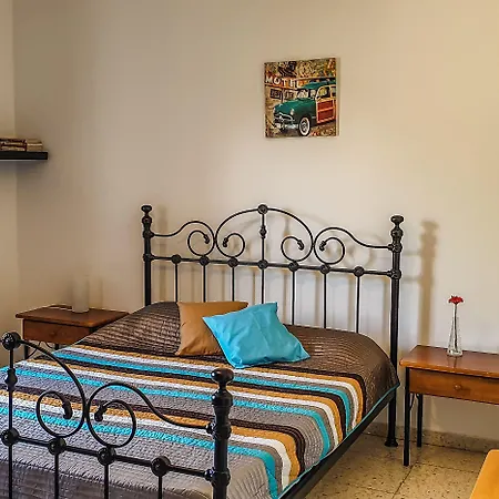 Villa Yiangos House Neo Chorio