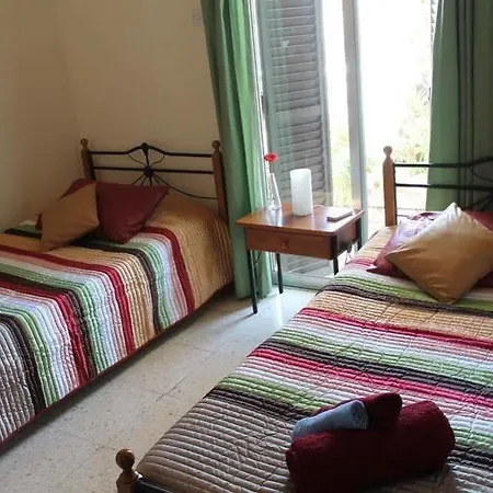 וילה Yiangos House נאו חוריו